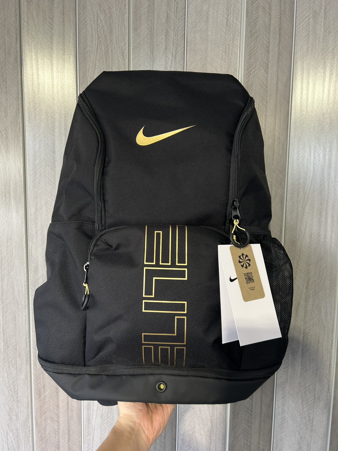 Nike Varsity Elite Backpack Black Metallic Gold (32L)