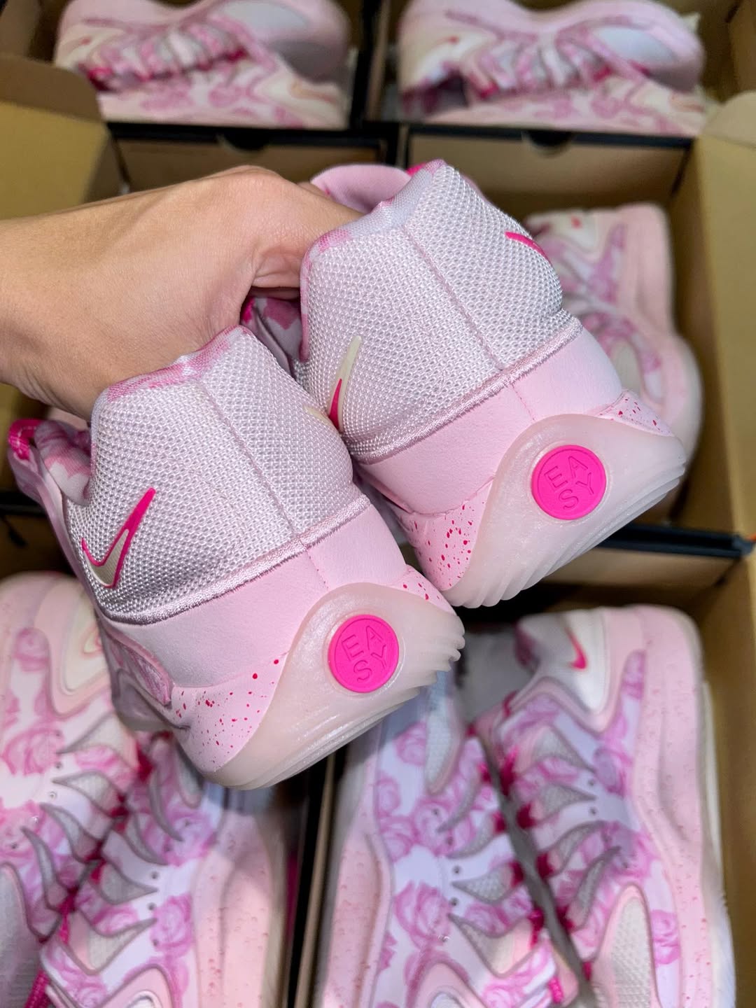 Nike KD 18 Aunt Pearl