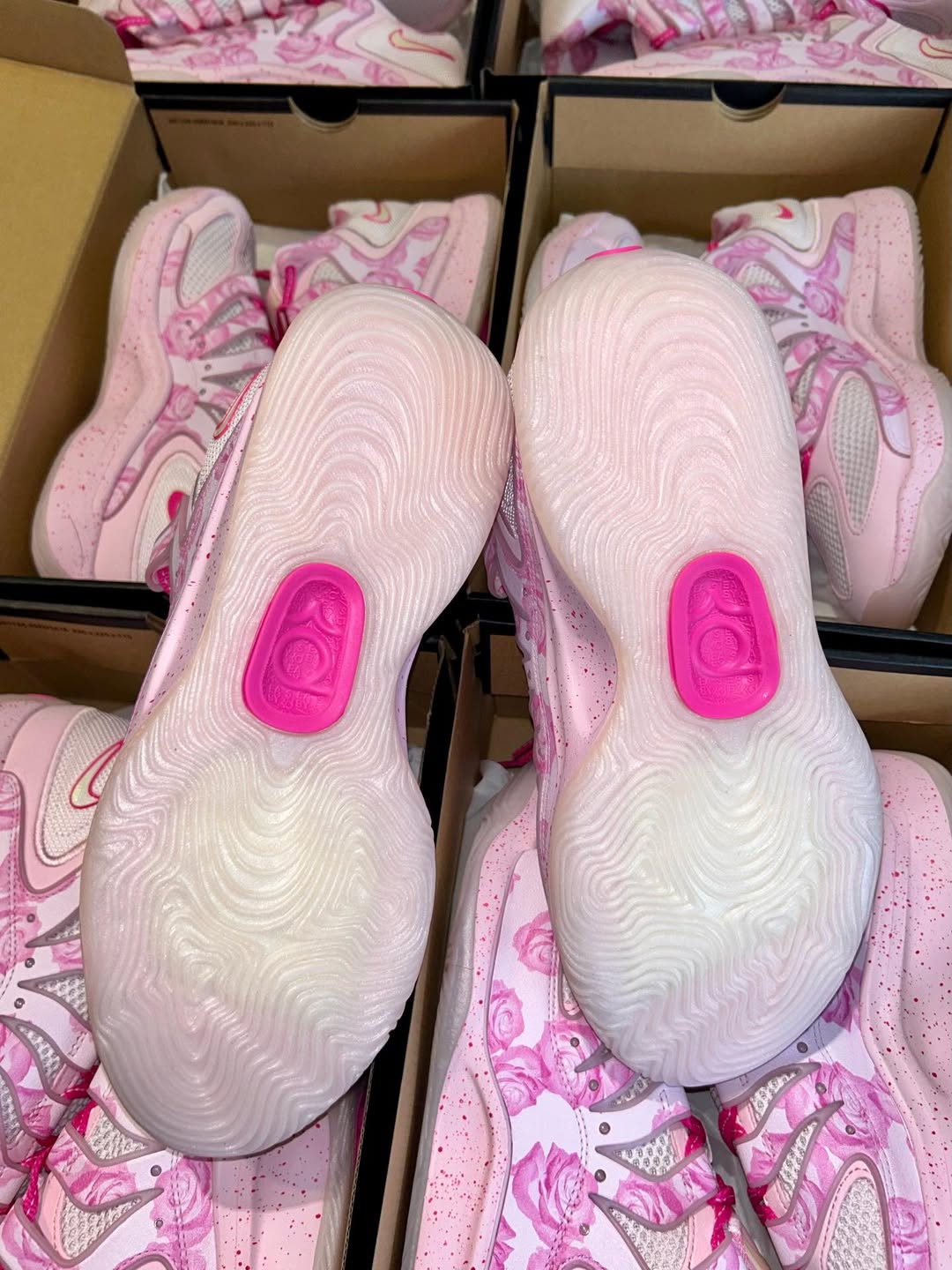 Nike KD 18 Aunt Pearl