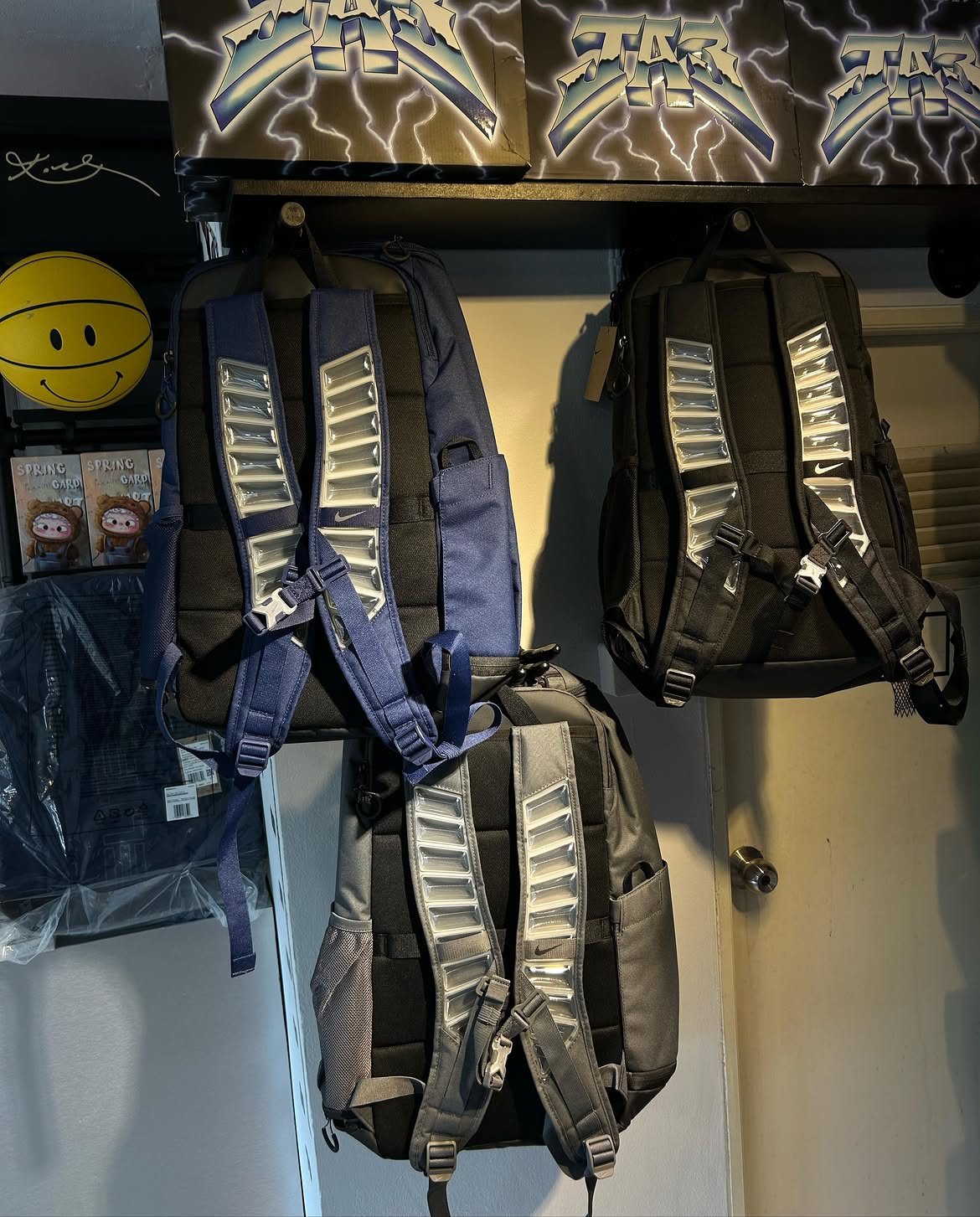Nike Varsity Elite Backpack Black Metallic Silver (32L)