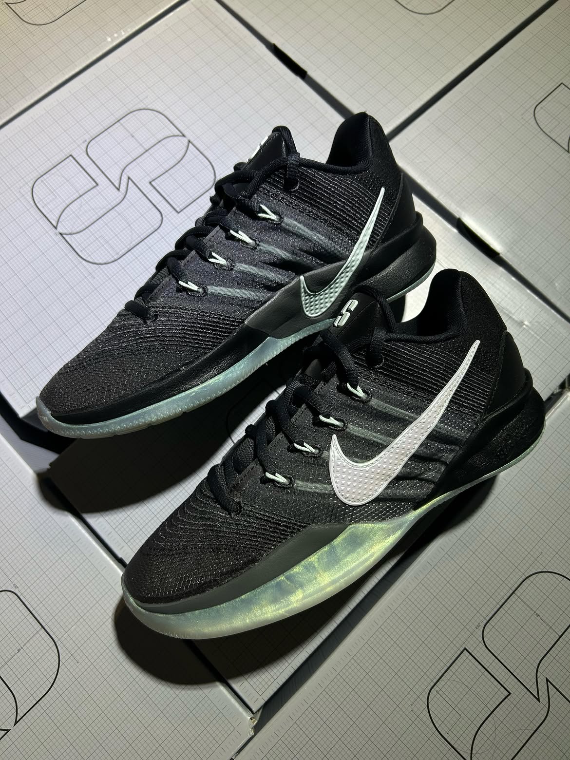 Nike Sabrina 3 Morale (Women's)