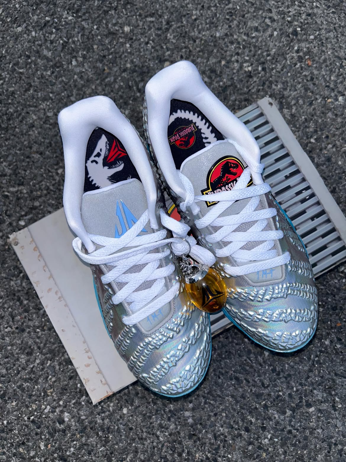(PRE ORDER ราคาสอบถามทางไลน์) Nike Ja 3 Jurassic Park Metallic Silver