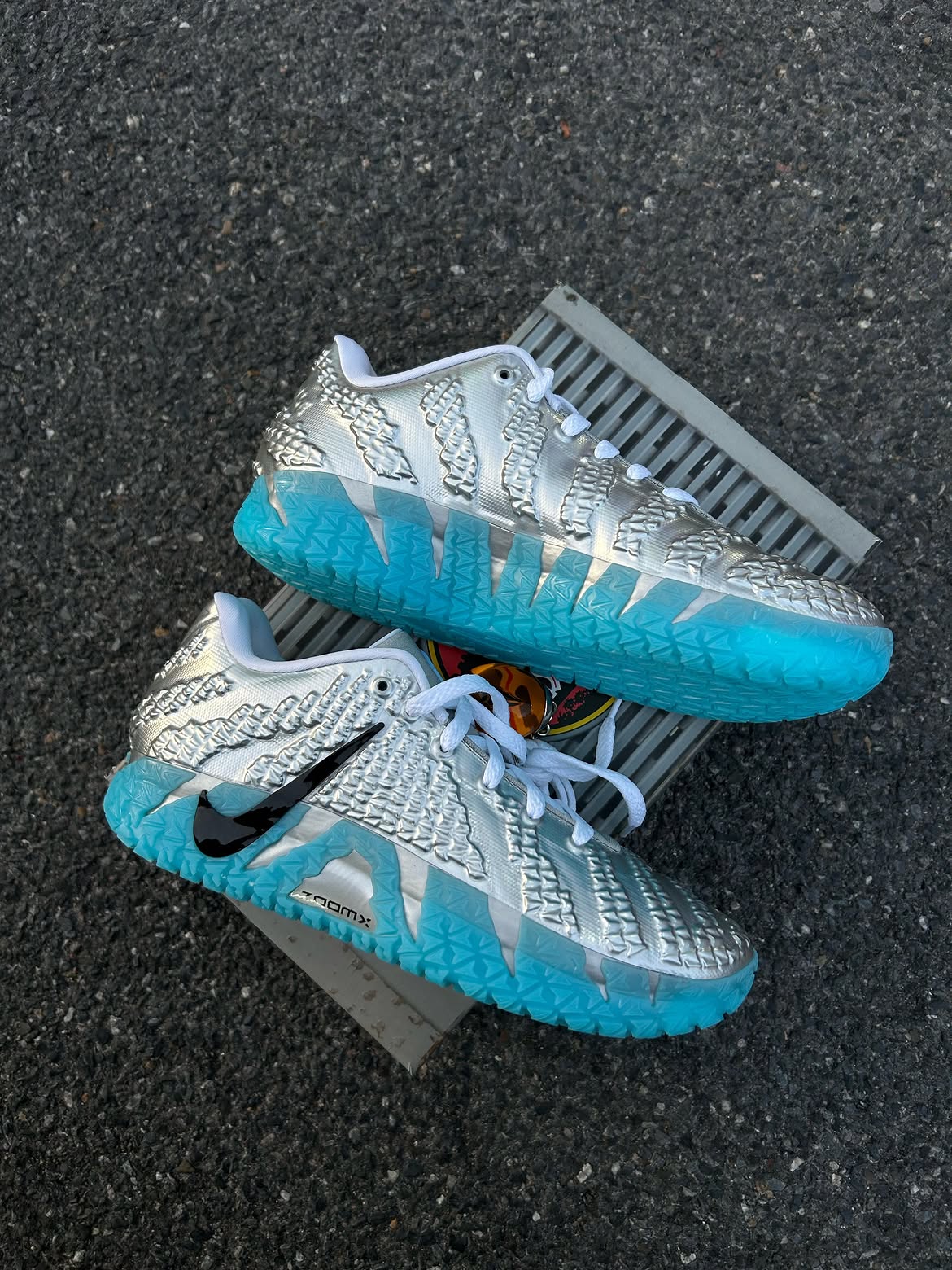 (PRE ORDER ราคาสอบถามทางไลน์) Nike Ja 3 Jurassic Park Metallic Silver