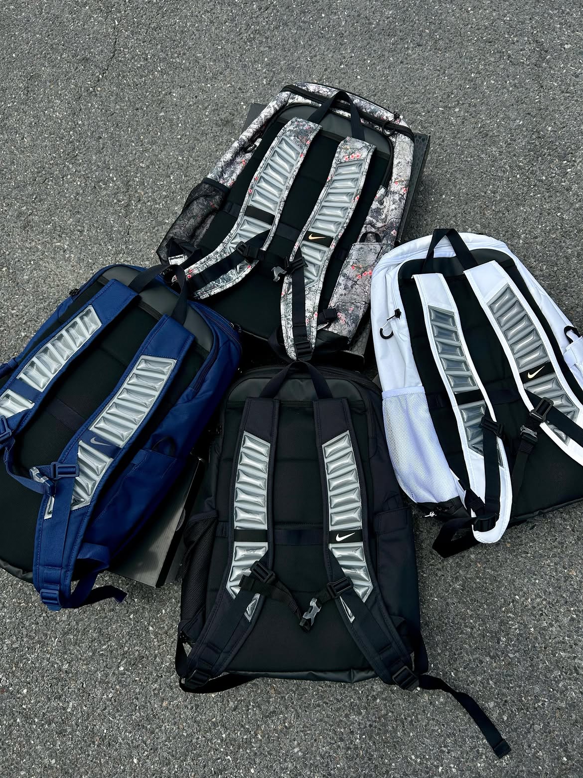 Nike Varsity Elite Backpack White Gold (32L)